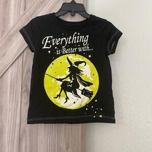 NWOT  “Everything is better with a little magic”